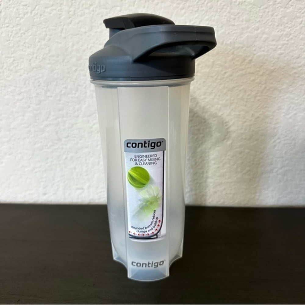 Contigo Water Bottle 24oz Clear Gray Flip Top Lid With Handle BPA Free Shaker